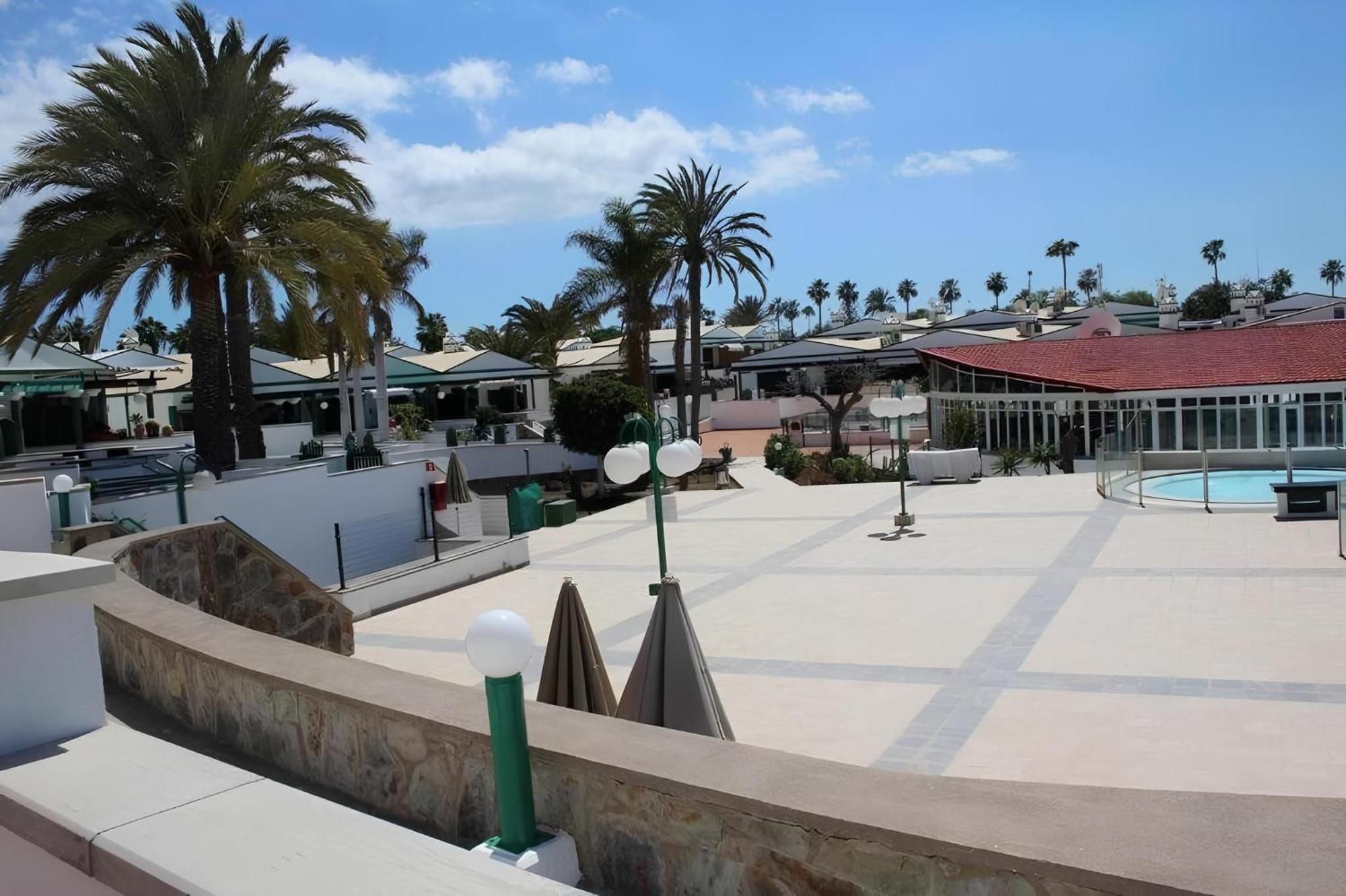 Bungalow En Complejo Tranquilo En Maspalomas ماسبالوماس المظهر الخارجي الصورة